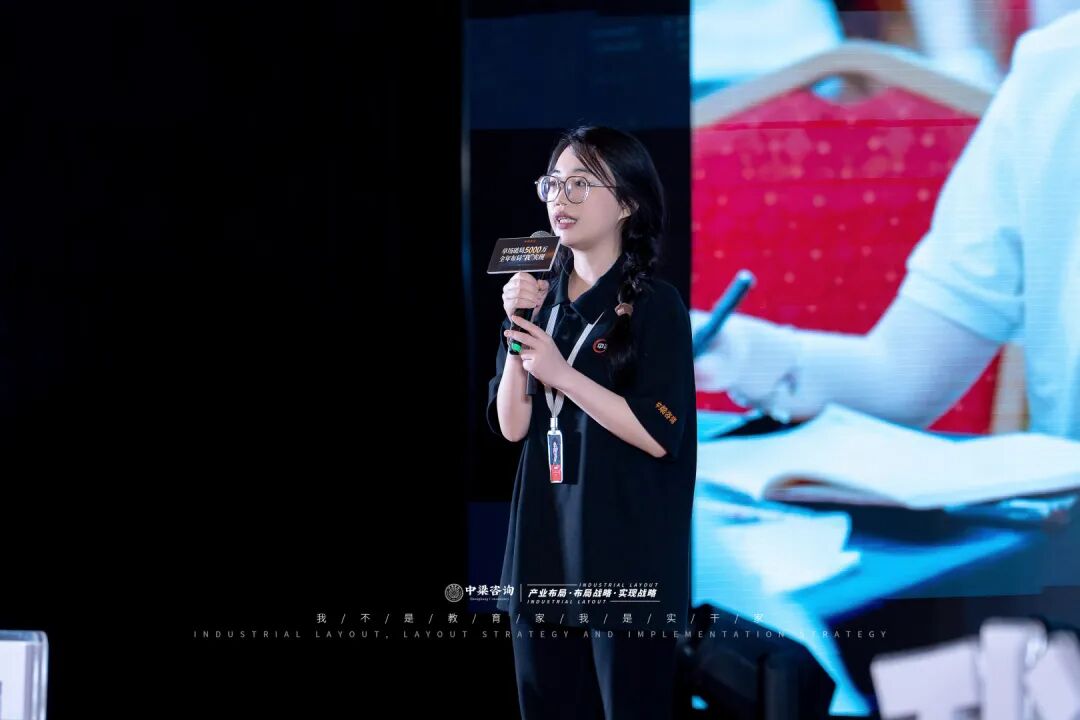 dcf044b2ff0caead2052b3c643ebb02c.jpg
